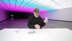 iPhone 18 Pro开箱:物理可变光圈与被忽视的细节