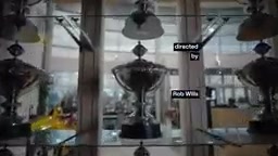赛车研发团队的激烈竞争环境
