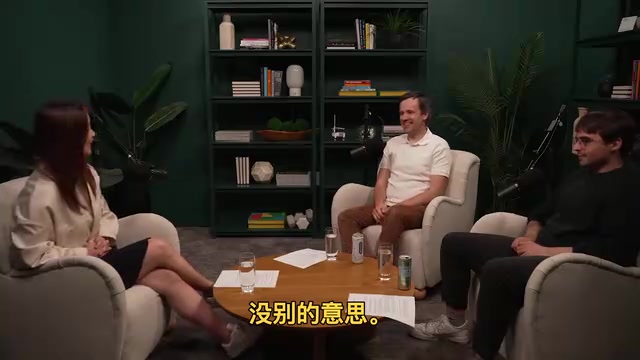 但确实,评判要容易得多。