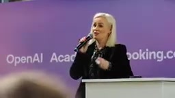 初次使用者看到审视公司数据的巨大机会