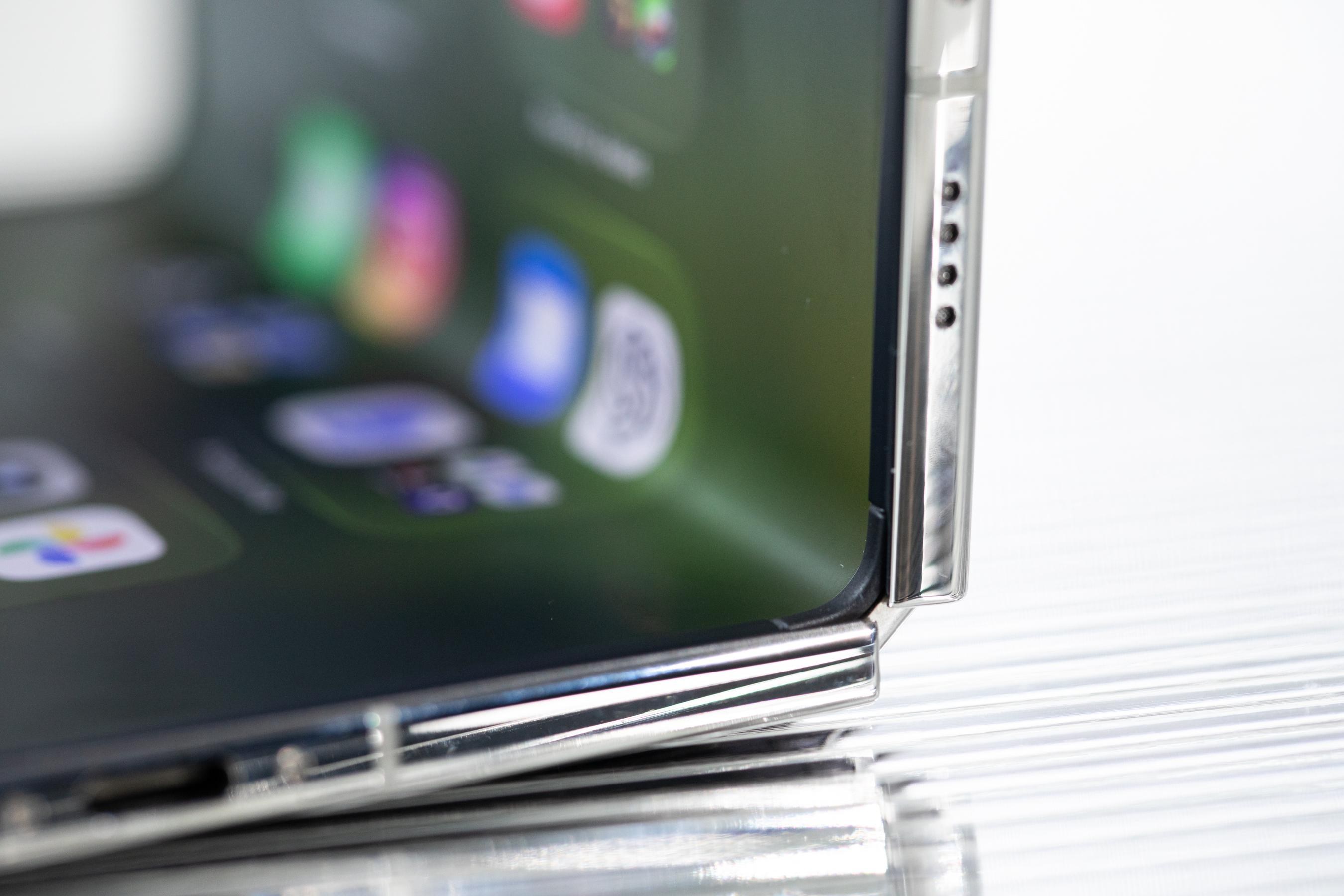 Apple iPhone Duo In-Store Stock Critical: Only 'Limited' Availability